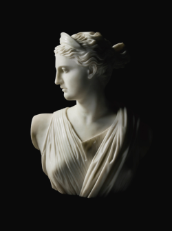 marmarinos:  Neoclassical copy of the Diana