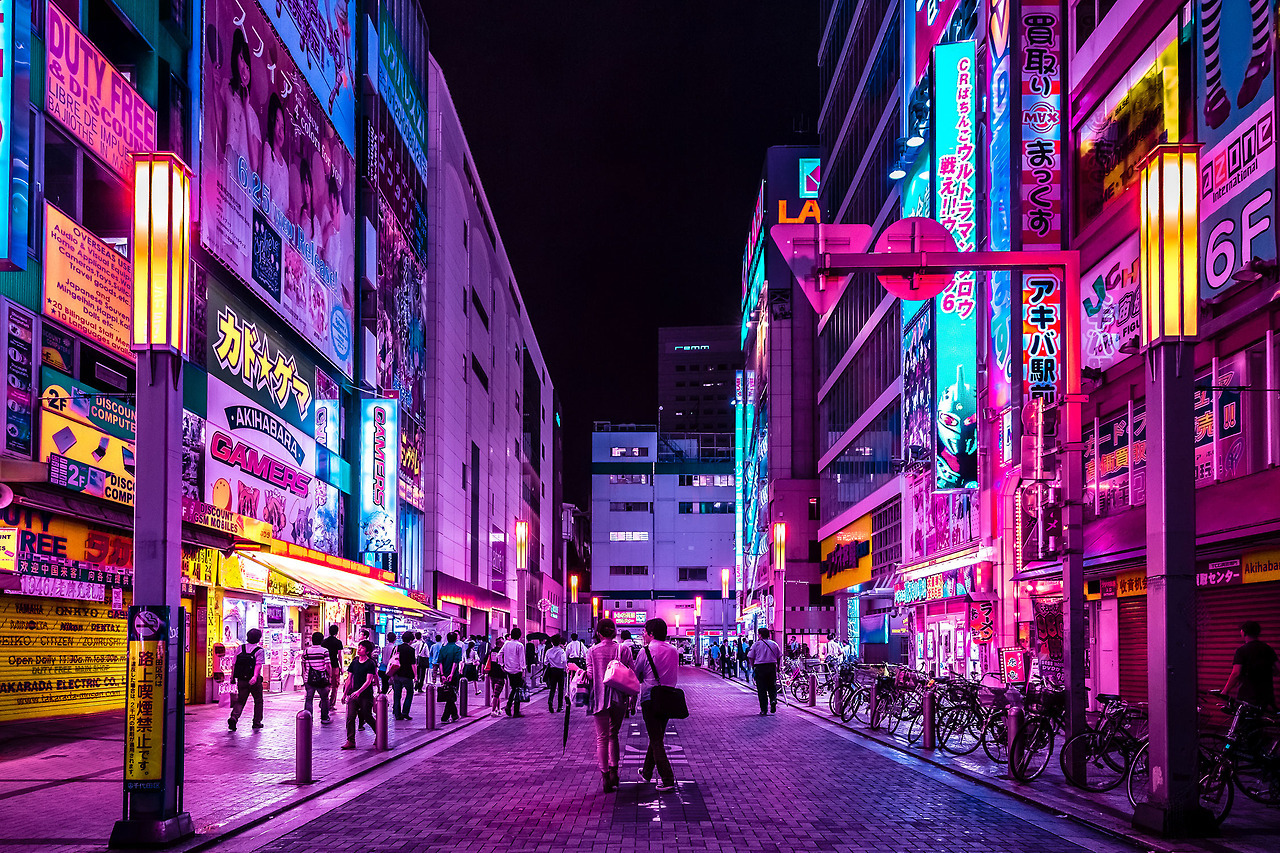 bellatorinmachina: Tokyo by XAVIER PORTELA