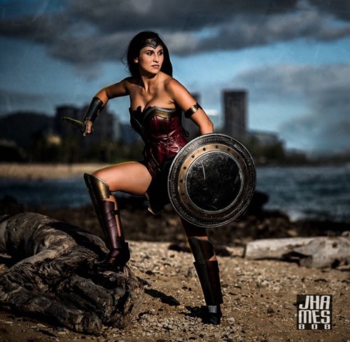 wildwahinesofhawaii: Oahu Cosplayer Daria