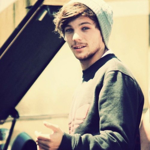Happy Birthday Louis!!!! Love You LouBear! ;-* 