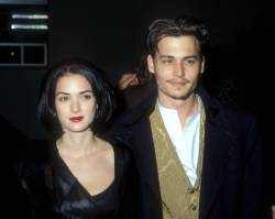 90sryder: Winona Ryder and Johnny Depp at the Premiere for Edward Scissorhands, 1990 