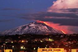 earthstory:  Lava oozing down EtnaMount Etna’s