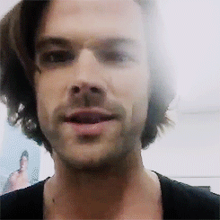 hallowedbecastiel:  Jared live on Facebook.