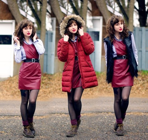 fansofpantyhose:  The Friendly Beasts (by Chloe A) 