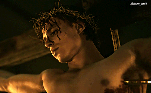 NICHOLAS ALEXANDER CHAVEZ Grotesquerie S1:E10 (4K)
