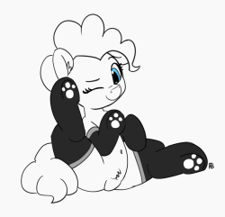 pabbley: Topic was - Behaving like animals Panko kitty has an itch to scratch :2!  x3