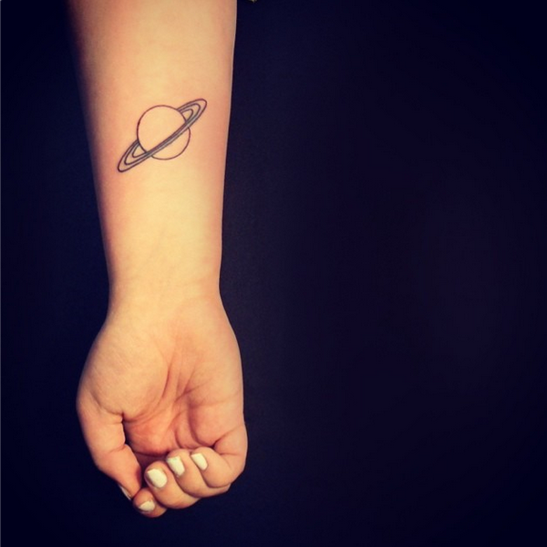 Saturn Tattoo 42 Best Examples of This Majestic Planet You Will Definitely  Love