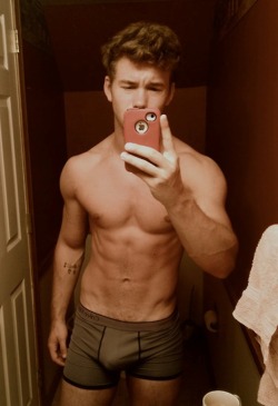 waistbandboy:  iPhone shot!