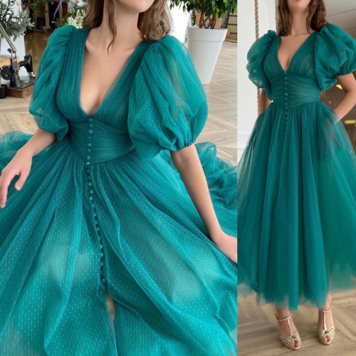 acourtofcouture