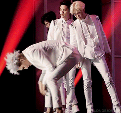 blondejongin:  jongin in pain after one of their overdose recordings 