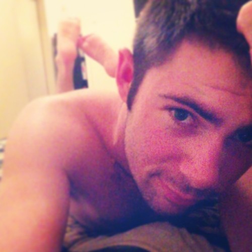 inconversible:  Totally bored at home so thought I’d do a #selfie 