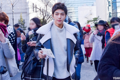 ifntsoo:  141205 leaving KBS Music Bank© YEAH | do not edit/crop/remove the watermark. 