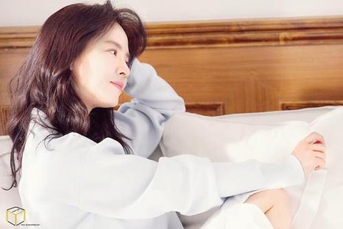 CELDERMA CF bts filming…Lovely Jihyo (cr:my company naver post )