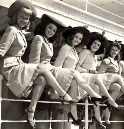 vintage-retro: Beautiful Women of the 1940’s.