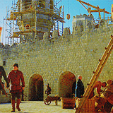 teacupinastorm:  game of thrones meme [2/4] locations↳ king’s landing 