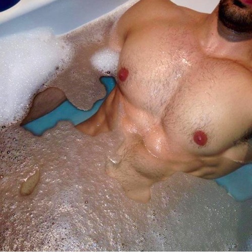 XXX testosterone-enhanced:  Bath Anyone? photo