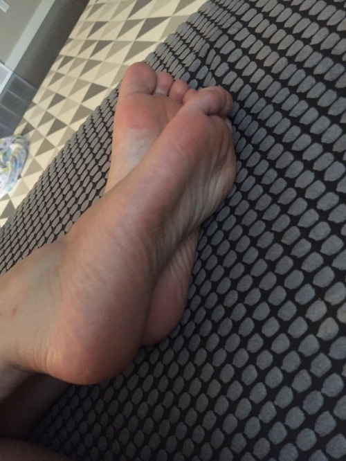 womensfoot-lover:Womens Foot Lover - womensfoot-lover.tumblr.com