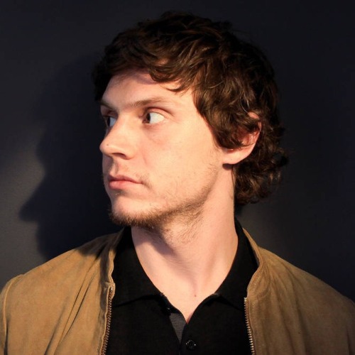 Porn photo vanghoe:  petericonsz:  Evan peters icons