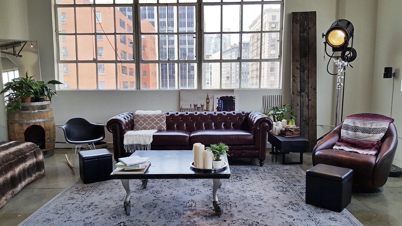 gravityhome:  Sunny industrial LA loft - floorplan   gravityhomeblog.com - instagram