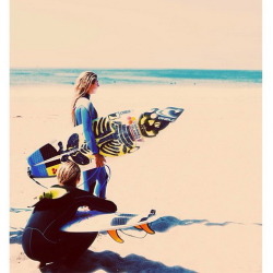 girlssurf2:  Girls surf too http://girlssurf2.tumblr.com/