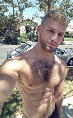 realmen4men.tumblr.com post 149171762154