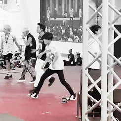 shine-on-new:  Introducing our professional hat kicker in SHINee, Choi Minho! 