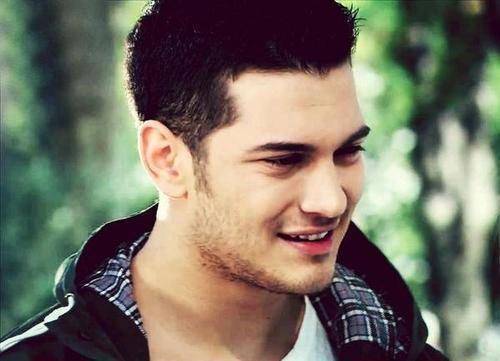 Emirin Yolu Emir Sarrafoğlu  Cagatay Ulusoy Serbian FANS  Facebook