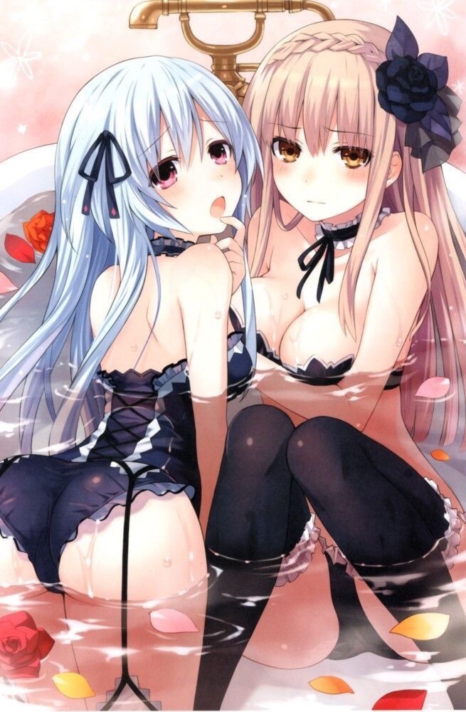 felkinamk2:  Let’s play a fun little game! Who are these two girls? Where are they