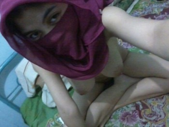 asianfuckmeatyum:  Muslim girl with fucking adult photos