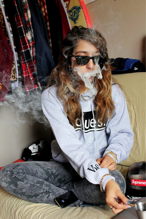 Crush a bit, little bit, roll it up, take a hit