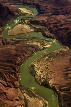 sublim-ature:  Colorado River, ArizonaAnna