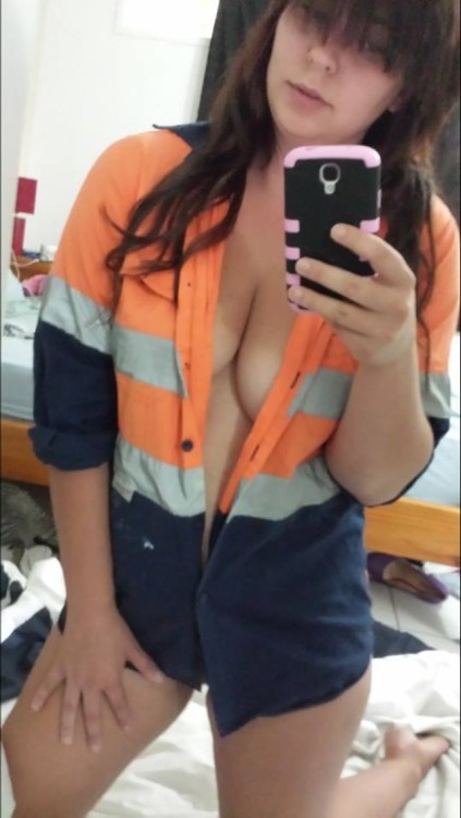 aushomegirls:  Send all pics to aussiehg@hotmail.com for a feature 