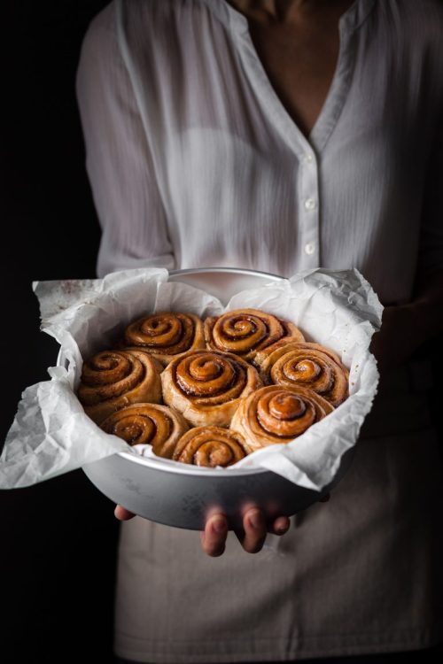Easy Gooey Vegan Cinnamon Rolls