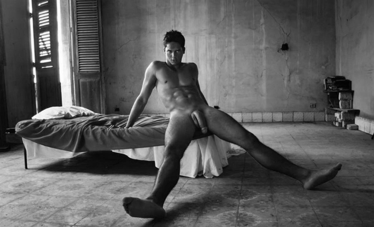 malesinphotos:  ph. Kevin Slack