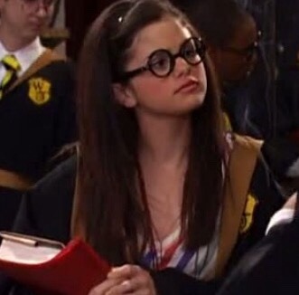 *:･ﾟ✧*alex russo*:･ﾟ✧* ➜ like/reblog if you save them or Credit to @gomzofthrones on twitter