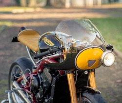 gentlemansessentials:  Cafe Racer  Gentleman’s Essentials 