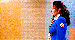 queenton:  30 days of quentin tarantino:   ↳ favorite opening (jackie brown)