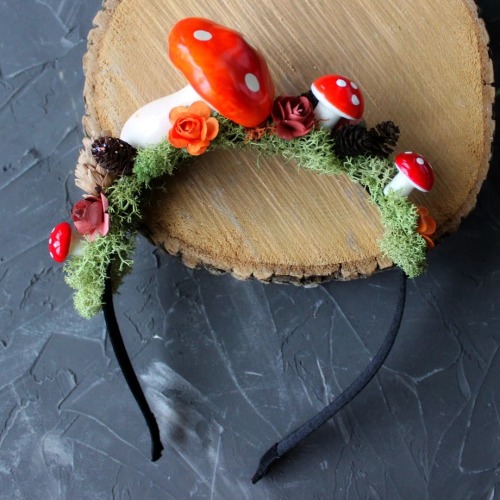 Mushroom Crown // Flower Dreams on Etsy