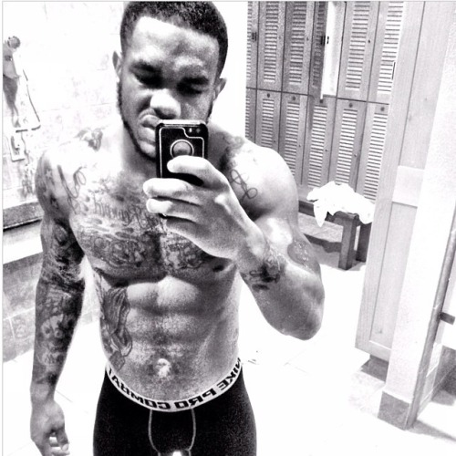 hoodsworld:  Louis Young   Hoodsworld claims no ownership of photos posted nor ownership of comments made. Being showcased here is not a statement of anyone’s sexual preference. 