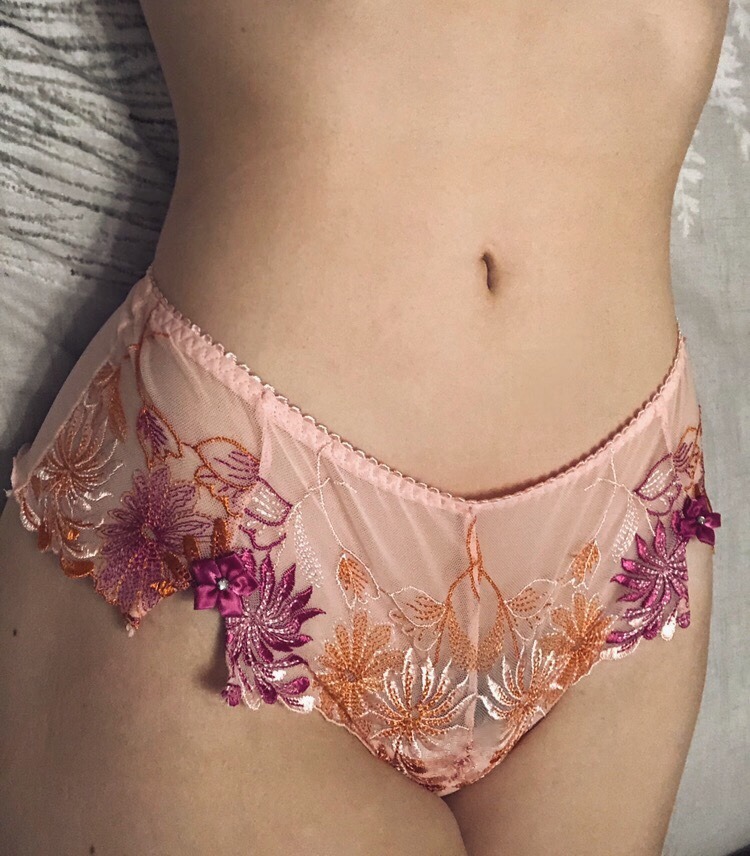 frecklekitten:  Testing how much I can get away with. Plus I’m in love with these new panties, I bought them in 2 different styles & 3 different colour combos 🤣