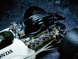 combustible-contraptions:  1967 Honda RA 300 | Honda Racing F1 Car | V12 Engine | Honda won its first ever World Championship race at the 1967 Italian Grand Prix | The RA 300 was driven by John Surtees 