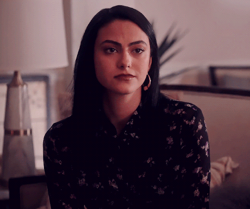 VERONICA LODGE S05E06“I need real time and space to figure out if I&rsquo;m a Pop&rsquo;s girl or a 