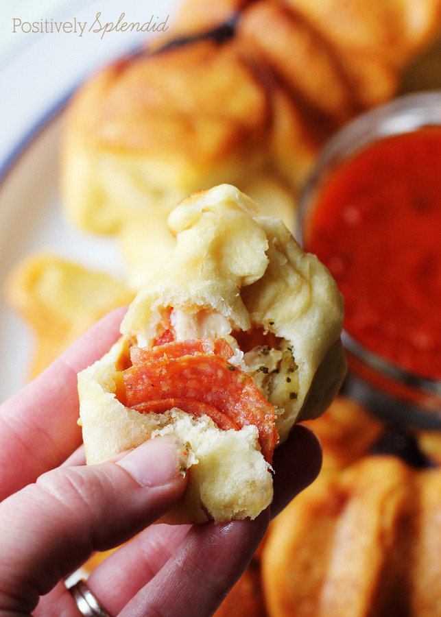 craving-nomz:  Pizza Monkey Bread