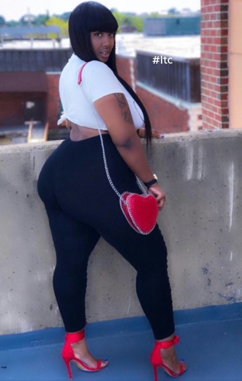 addicted2curvez:#supersexy #lovethemcurves #Curvz_Nation #flawlessny #curvology #thick_Nation