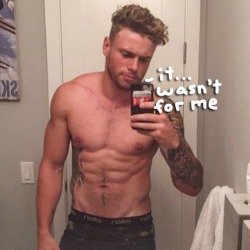 fuckyoustevepena: Dick Slip! Check out Gus Kenworthy’s uncut cock. 