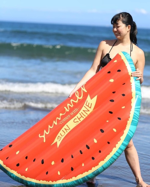 真夏日な三連休 やっぱ海でしょーー と言いながら ちょっと前の写真です ・ #しずかちゃん #温泉モデル #やさしいライン #model #遊ぶ #海 #ocean #beach #日本 #japan