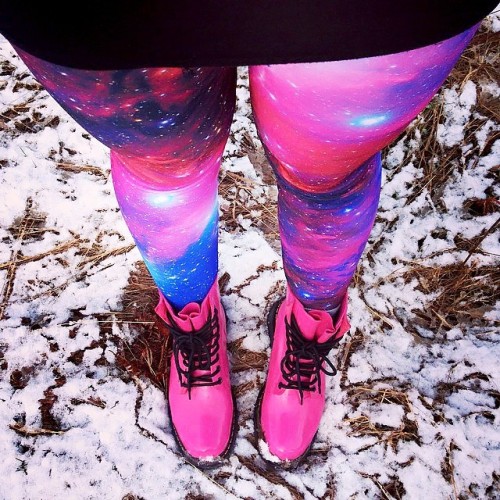 geehxc: (vía blackmilkclothing @blackmilkclothing Space is very col…Instagram photo | Websta)