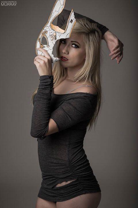 thewhitequeenemmafrost:  If Christian Frost used her sister as one of his models, this would be the result. 