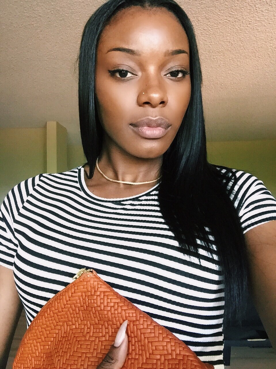 jaiking:  ebonybossom:   FOLLOW: realdwntomars  Follow me at http://jaiking.tumblr.com/