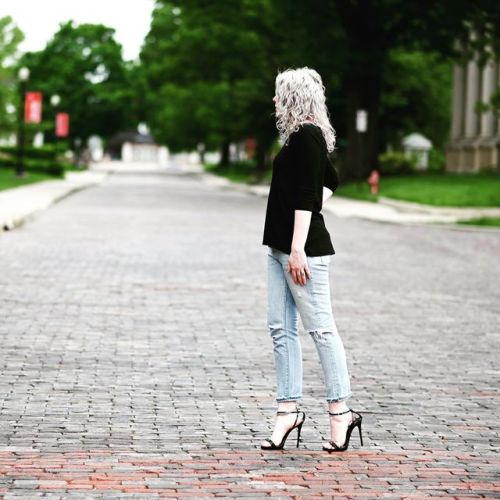 engineeringinheels: GZ Drew - need more minimal heels in my life!! #giuseppezanotti #designershoes #